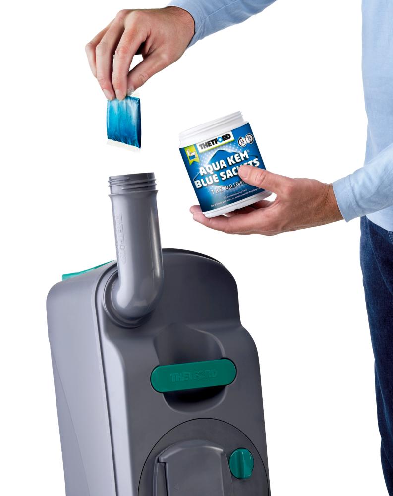 Aqua Kem Blue Sachets Sanitærvæske 15 doser