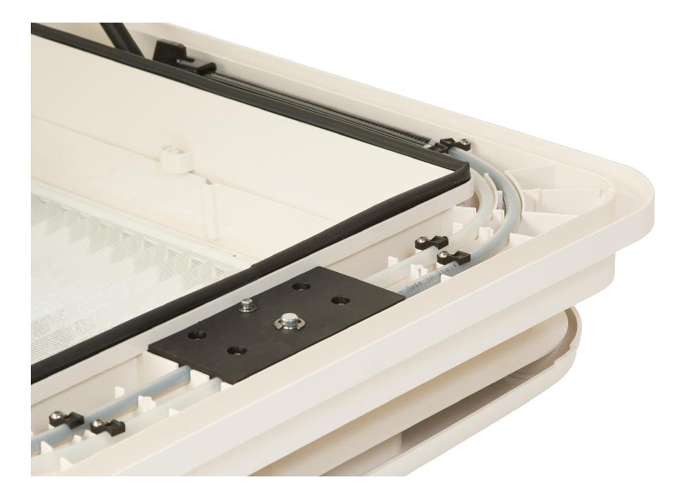 Takluke Vent F Pro 400 x 400 mm Hvit