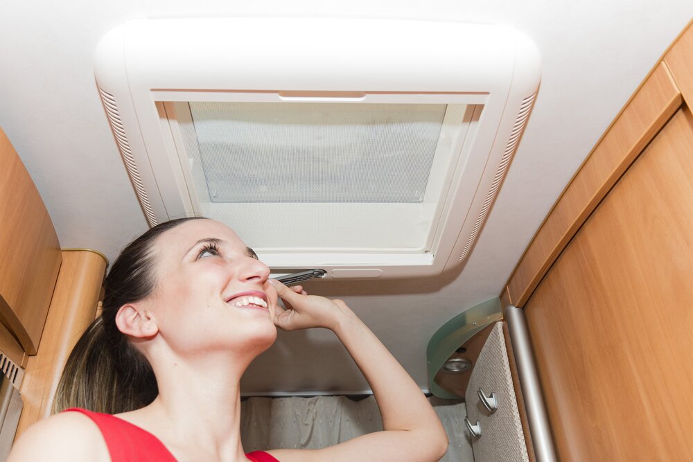 Takluke Vent F Pro 400 x 400 mm Hvit