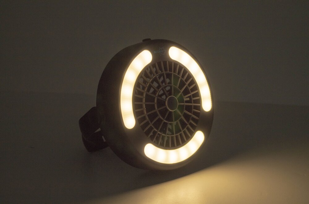 Lampe LED Bo Camp med vifte