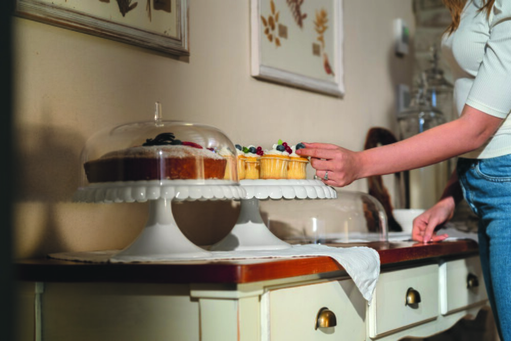 Kakeklokke Tiffany Medium Hvit