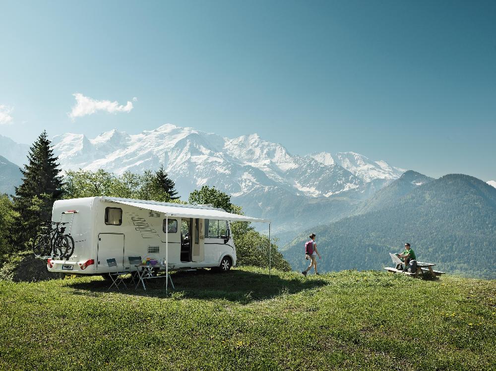 Omnistor 8000 Markise Hvit kassett 500 Mystic Grey