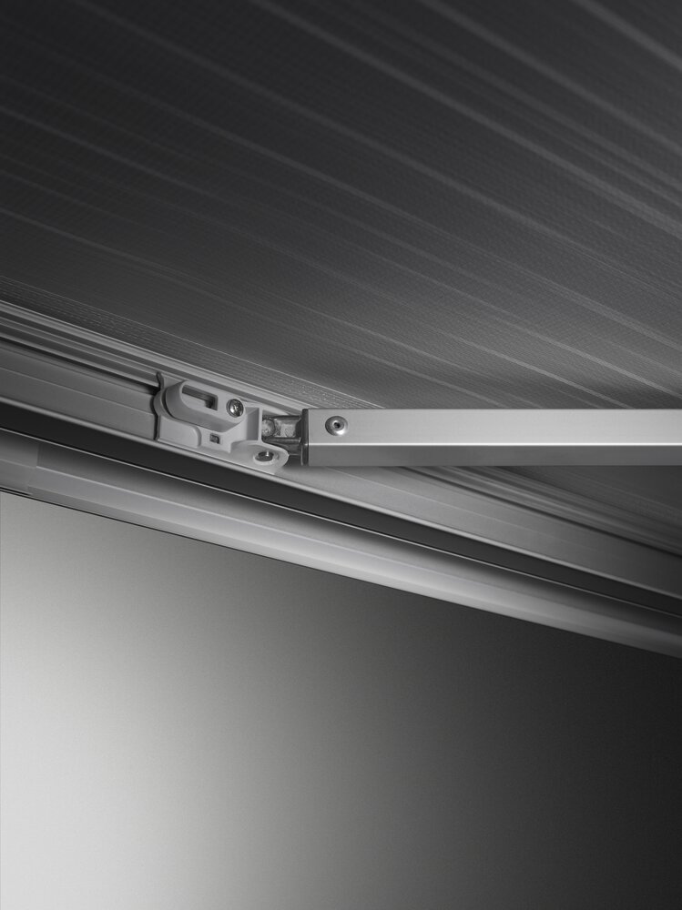 Omnistor 8000 Markise Anodised kassett 350 Blue Sky